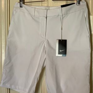 NWT White NIKE Dri-Fit women’s size 8 Golf shorts